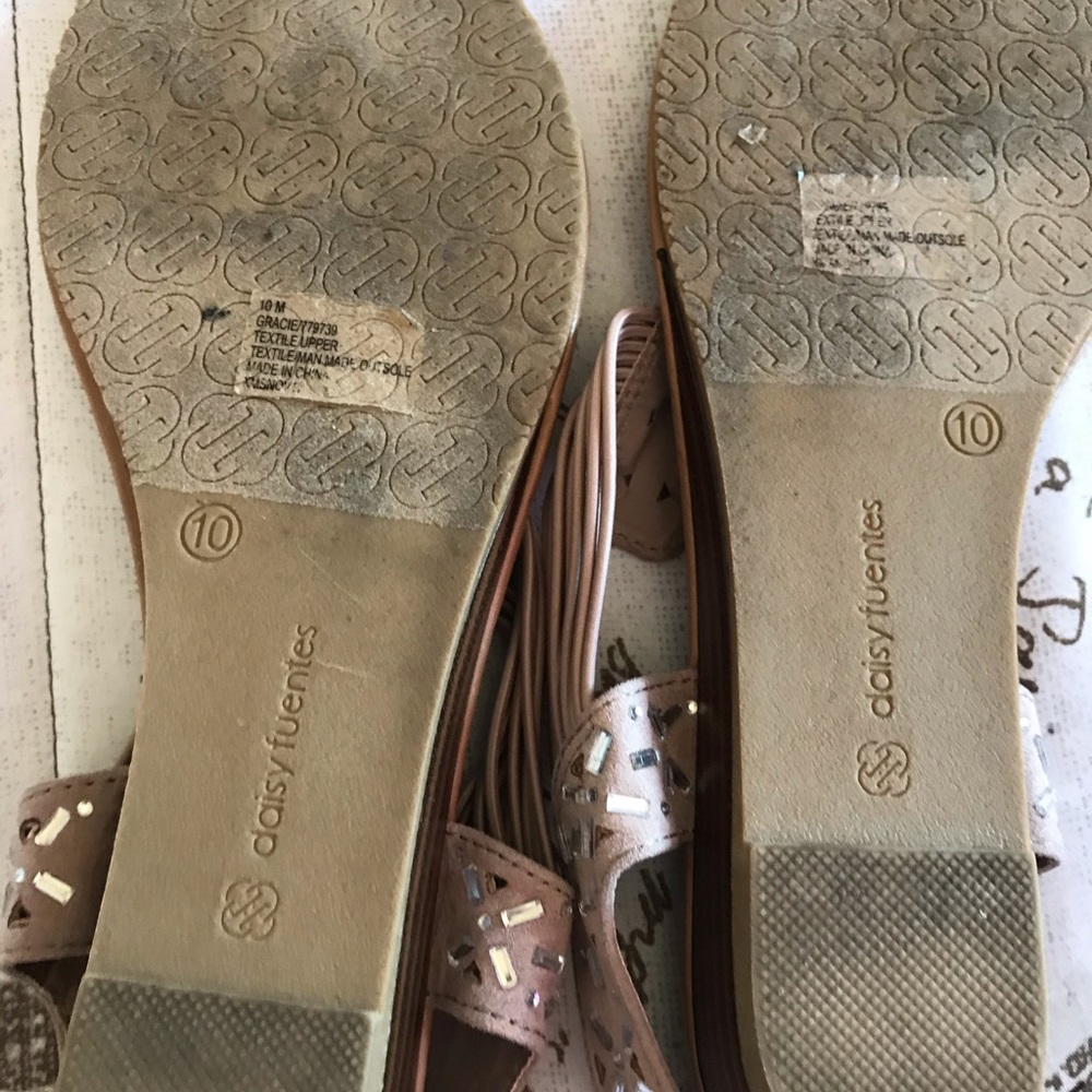 Sandals bundle - Picture 4 of 7